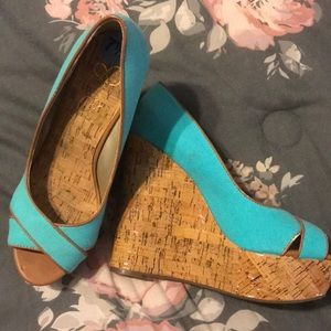 Wedge dress shoes